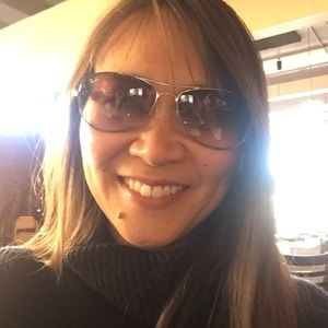 Meet your Posher, Connie